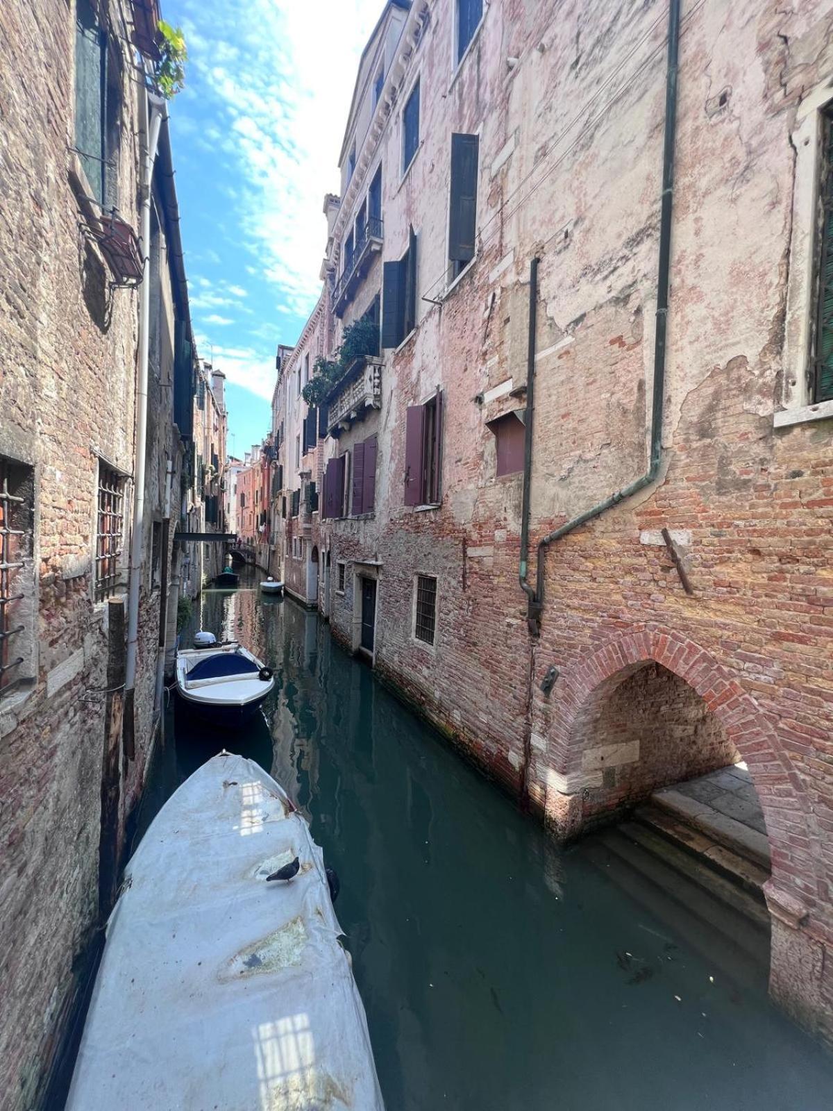 Palazzo Titti Rialto Suites Venecia Exterior foto
