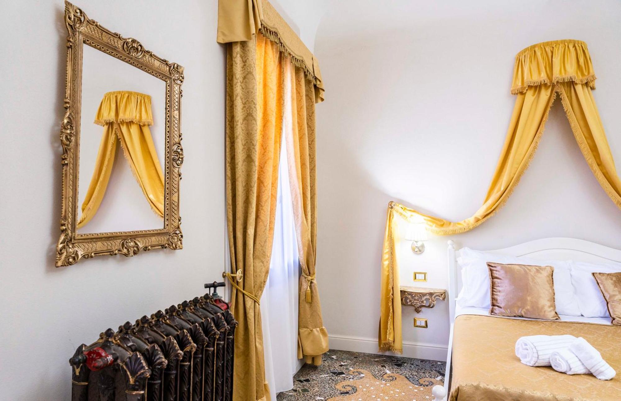 Palazzo Titti Rialto Suites Venecia Exterior foto