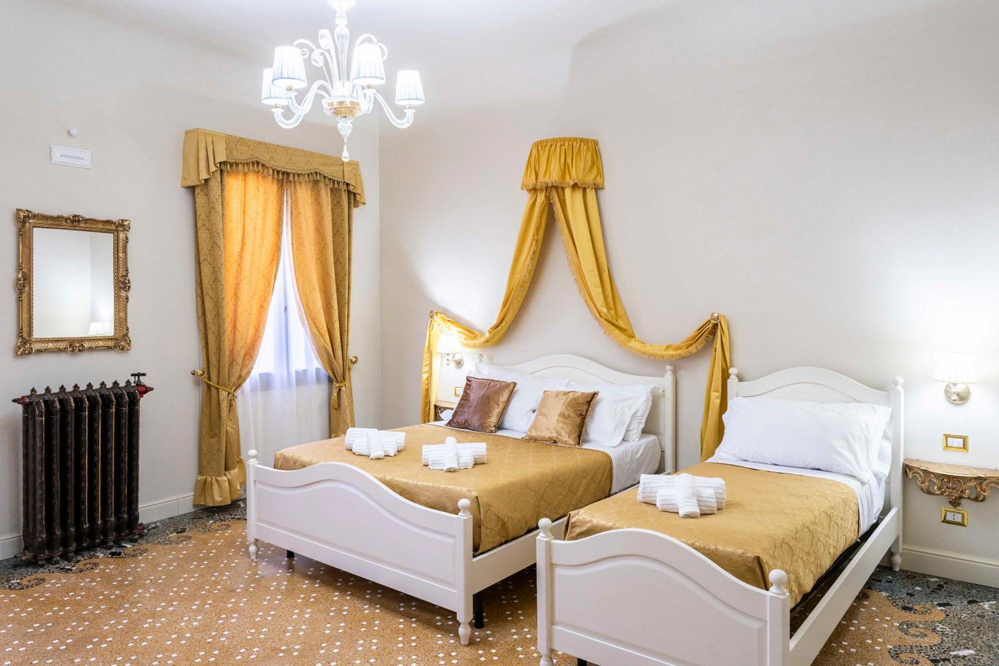 Palazzo Titti Rialto Suites Venecia Exterior foto